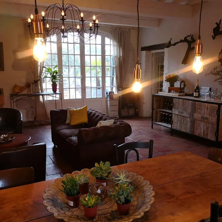 Maison D'Anvers Valreas 0*,